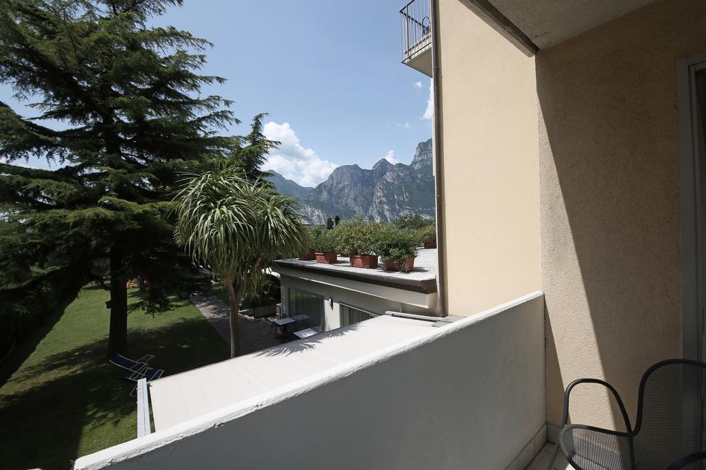 Hotel Villa Verde Torbole Sul Garda Eksteriør bilde