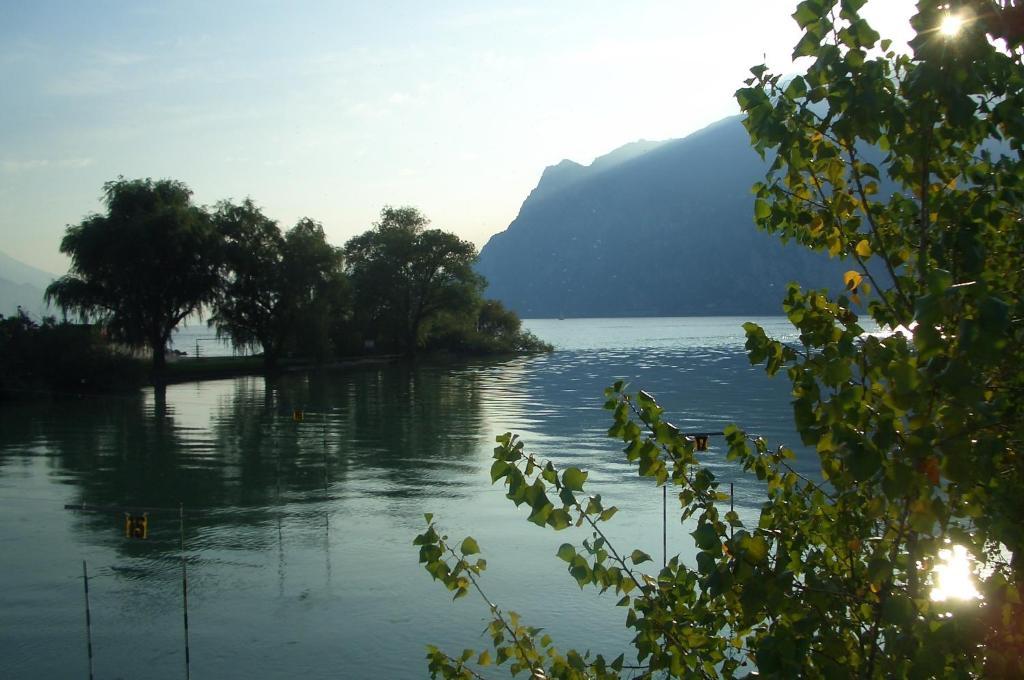 Hotel Villa Verde Torbole Sul Garda Eksteriør bilde